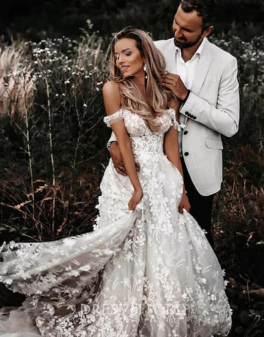 Robe de Mariée A-Line Sans Manches à Col Bardot en Tulle avec Appliqués