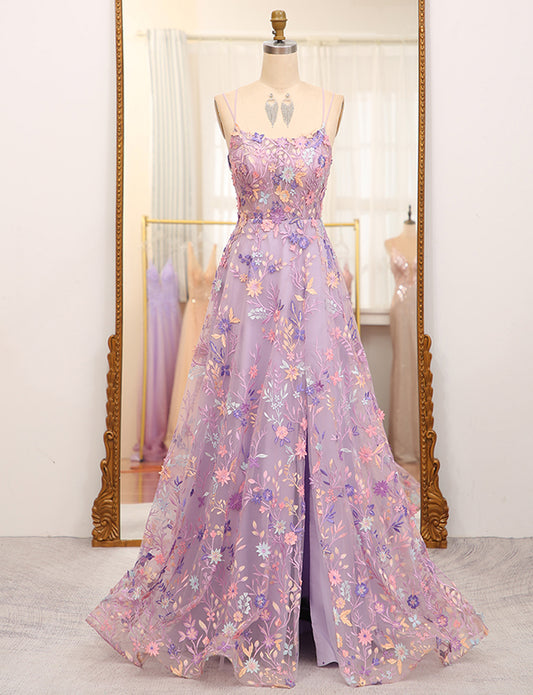 Robe longue de soirée mauve avec fente ornée de motifs